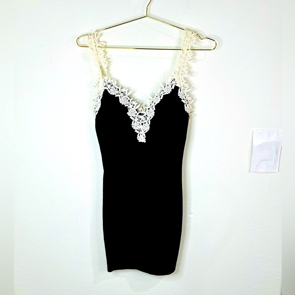Forever 21 Black Mini Dress w/ Lace Detail - Small, Chic & Elegant